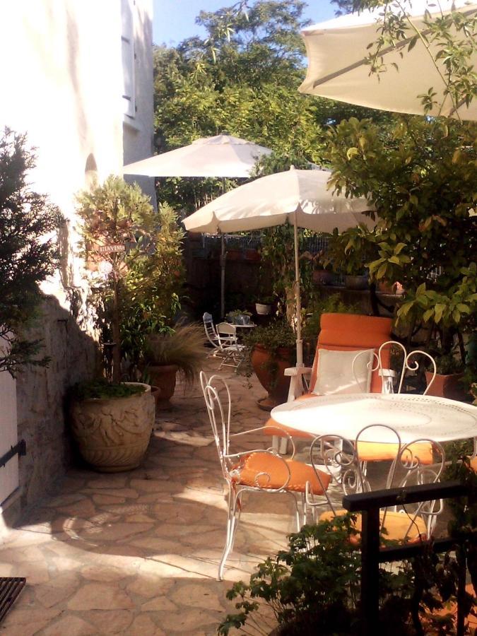 Appartement L'oustalè RUOMS Extérieur photo