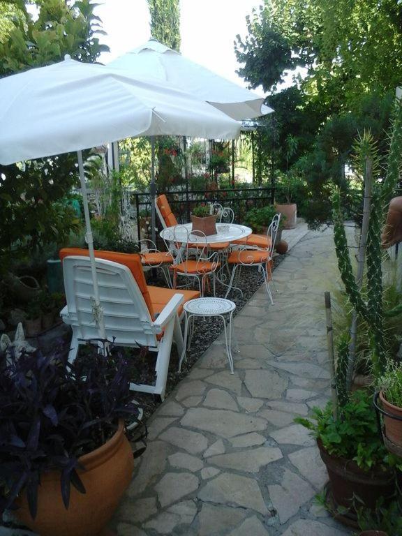 Appartement L'oustalè RUOMS Extérieur photo