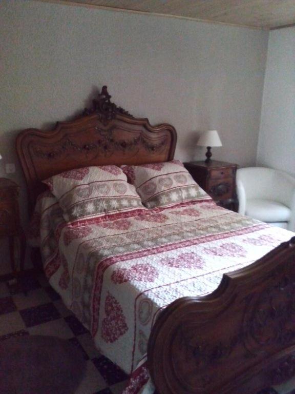 Appartement L'oustalè RUOMS Extérieur photo